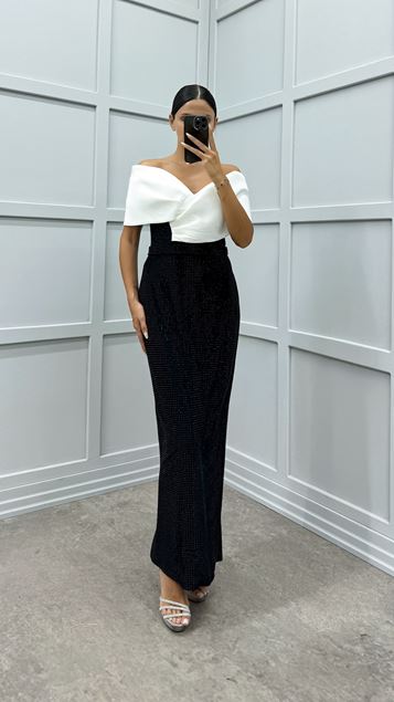 Beyaz Straplez Göğsü Fiyonk Tasarım Elbise