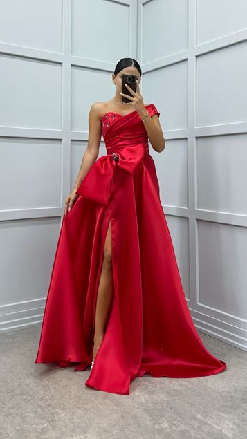 Kırmızı Tek Omuz  Beli Fiyonk  Saten Abiye Elbise