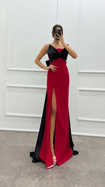 Kırmızı Straplez Göğsü Fiyonk Tasarım Elbise