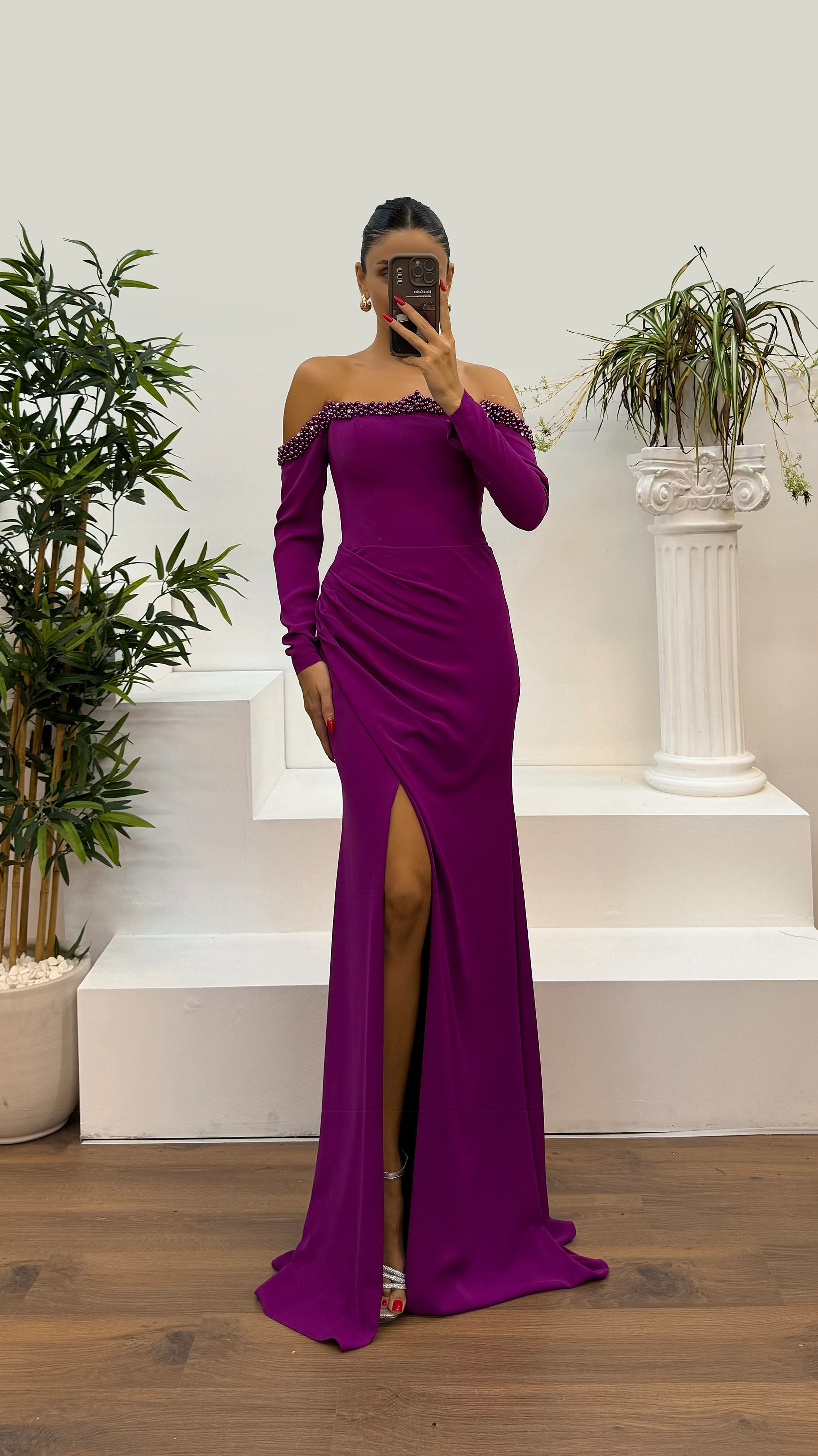 Robe De Soiree A Manches Longues Et Col Bateau Fuchsia Fonce