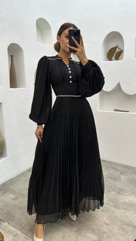 Siyah Pliseli Düğme Detay Abiye Elbise