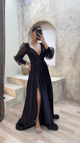 Siyah Balon Kol İşleme Omuzları İşlemeli Tasarım Abiye Elbise
