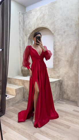 Kırmızı Balon Kol İşleme Omuzları İşlemeli Tasarım Abiye Elbise