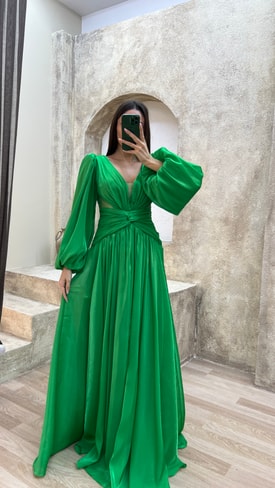 Zümrüt Yeşili Drapeli Balon kol Tasarım Saten Abiye Elbise