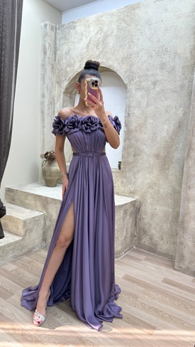 Lila Straplez Göğsü Gül Bel Detay Tasarım Abiye Elbise