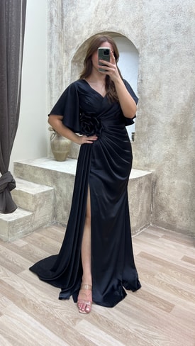 Siyah Kolları Volan Bel Detay Tasarım Saten Abiye Elbise