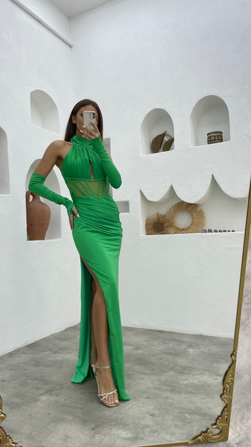 Yeşil Transparan Detay Drapeli Saten Abiye Elbise