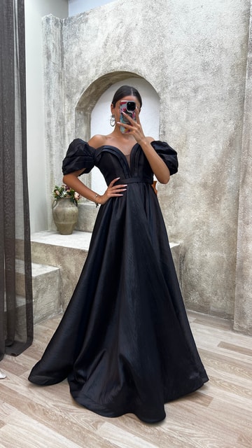 Siyah Kol Detay Drapeli Abiye Elbise