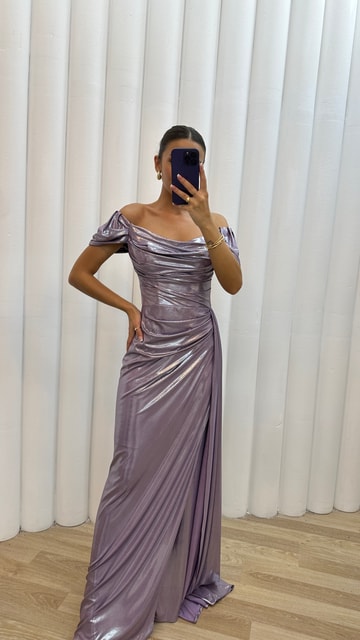 Lila Omuz Detay İşlemeli Drapeli  Abiye Elbise
