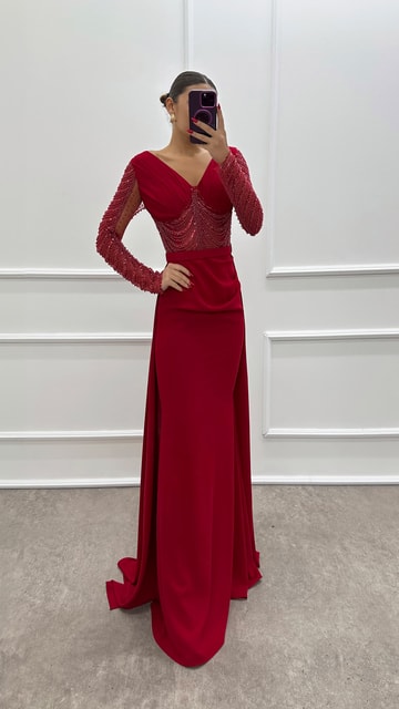 Kırmızı Transparan Detay İşlemeli Tasarım Elbise