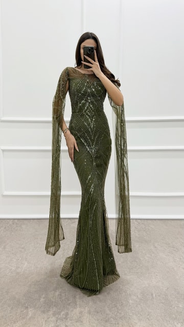 Yeşil Kol Detay İşlemeli Tasarım Abiye Elbise