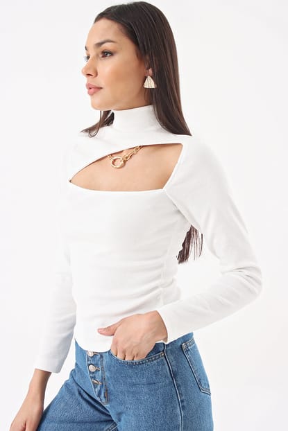 Other White Collar Blouse Bust Detail