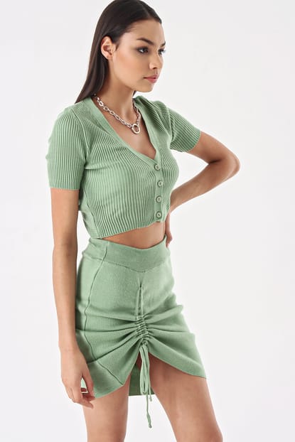 Dual wraparound skirt Green Sweater Set