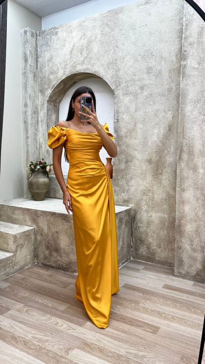 Gold Straplez Sırt Ve Omuz Detay Drapeli Abiye Elbise