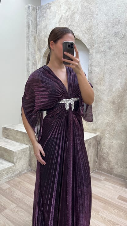 Bordo Beli Taş İşlemeli Plise Detay Tasarım Büyük Beden Abiye Elbise
