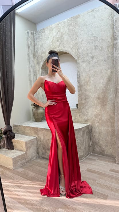 Kırmızı Straplez Bel Detay Tasarım Saten Abiye Elbise
