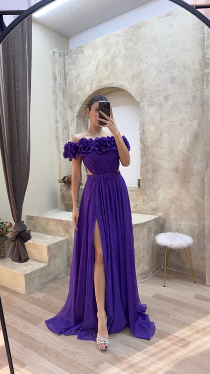 Mor Straplez Göğsü Gül Bel Detay Tasarım Abiye Elbise