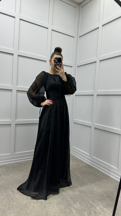 Siyah Balon Kol Pliseli Tasarım Şifon Abiye Elbise