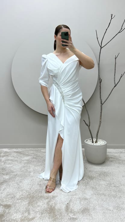 Beyaz Beli Drapeli İşleme Detay Büyük Beden Tasarım Abiye Elbise