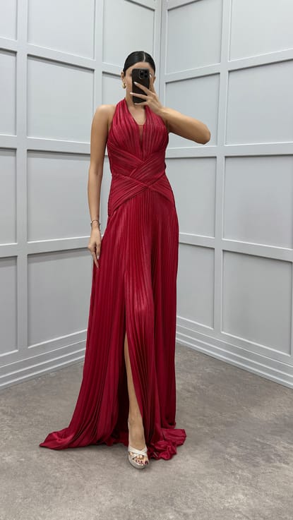 Kırmızı Boyun Detay Pliseli Beli Çapraz Tasarım Elbise