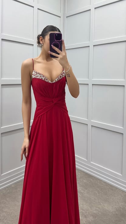 Kırmızı İp Askılı Bel Detay İşlemeli Tasarım Elbise