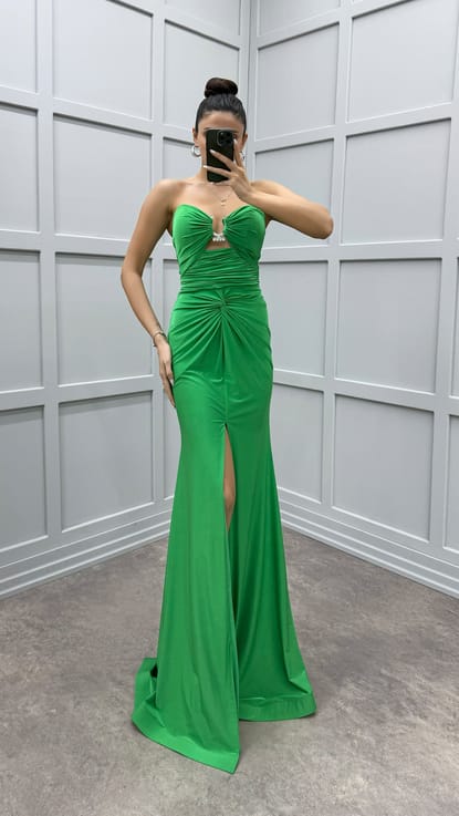 Yeşil Straplez Göğüs Detay Elbise