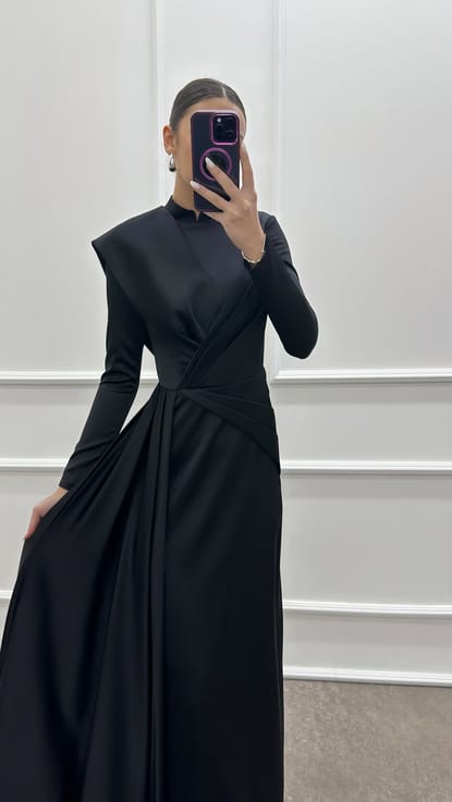 Siyah Omuz Detay Tesettür Abiye Elbise