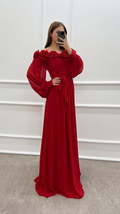 Kırmızı Göğsü Gül Balon Kol Büyük Beden Şifon Elbise