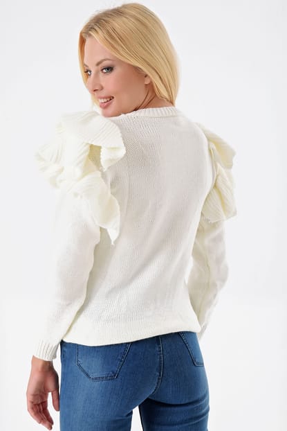 Frilly White Knitwear Sweater