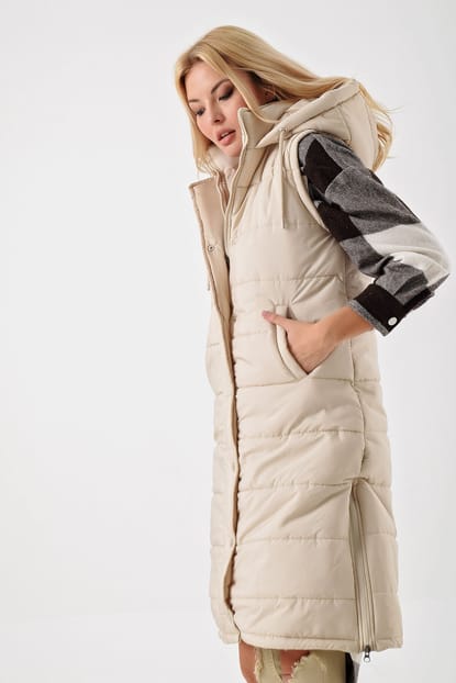Inflatable Hooded Vest Cream