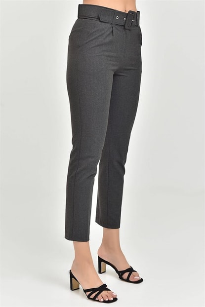 Arched carrot Gray Pants