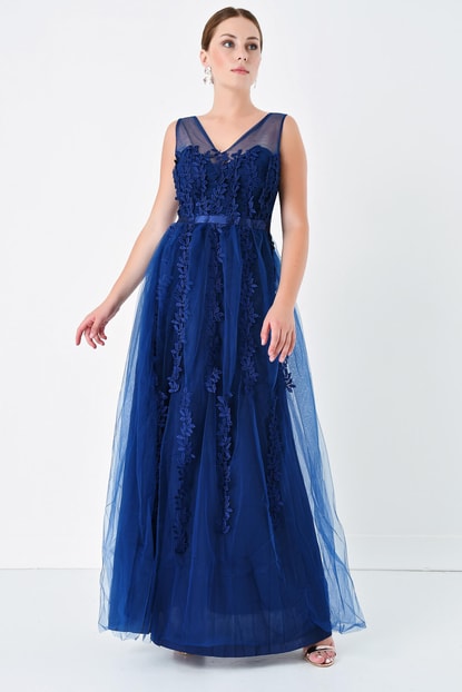 FM Navy Guipure Detailed Long Tulle Evening Dress