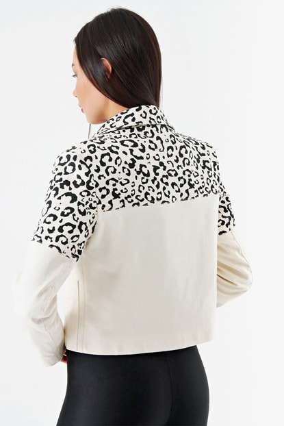 Cream Leopard Pattern Design Jacket