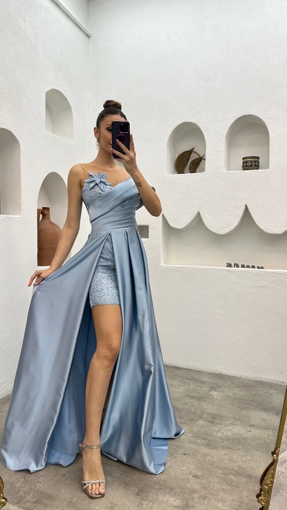 Mavi İşlemeli Transparan Detay Drapeli Saten Abiye Elbise