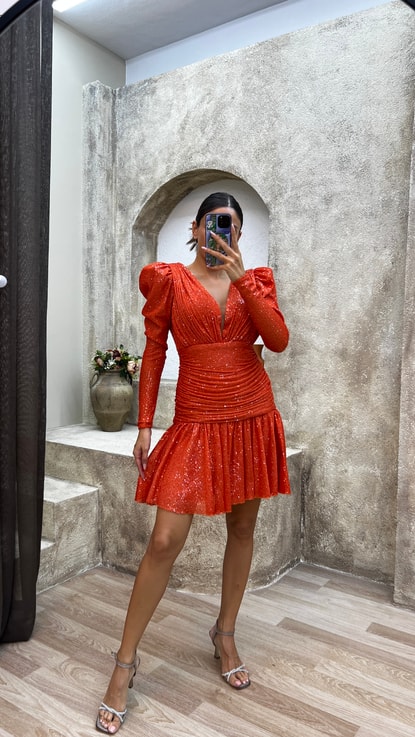 Turuncu V Yaka Omuzlar Balon Pul Payet Mini Elbise Immagine del Prodotto