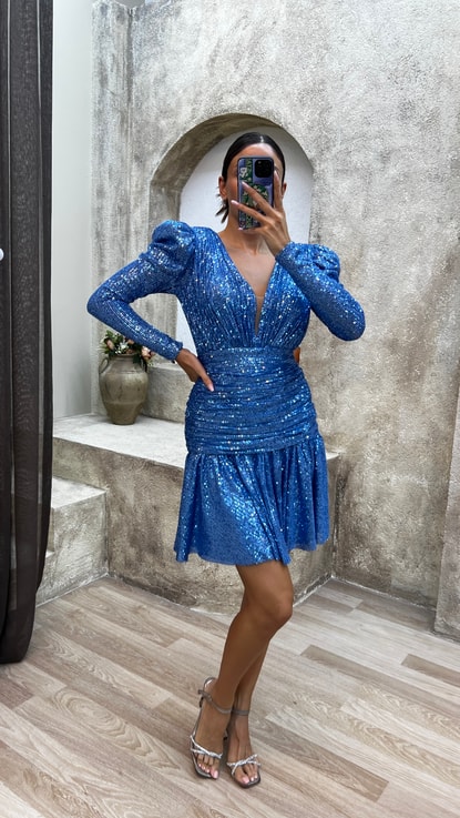 Mavi V Yaka Omuzlar Balon Pul Payet Mini Elbise