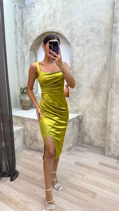 Sarı Büzgülü Midi Elbise صورة المنتج