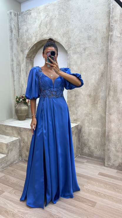 Mavi Balon Kol Taş İşlemeli Transparan Detay Saten Abiye Elbise