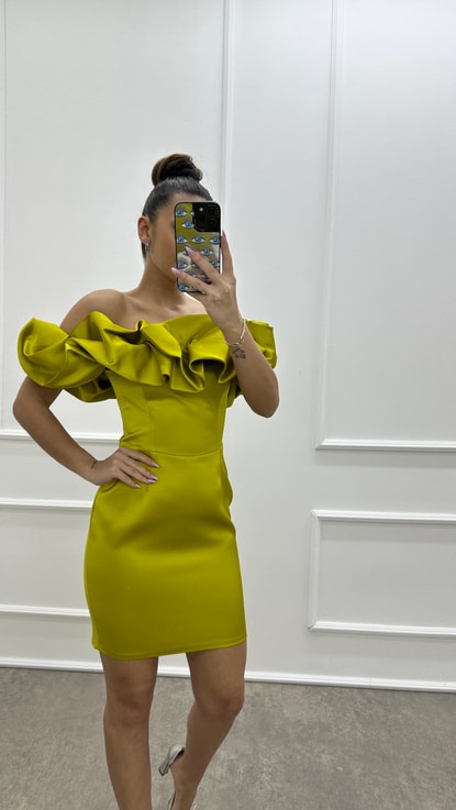 Sarı Straplez Göğsü Volanlı Tasarım Elbise
