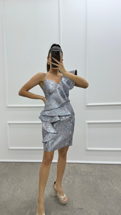 Pudra Transparan Detay Volanlı Tasarım Elbise