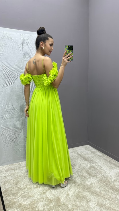 Yeşil Omuzları Fırfırlı Bel Detay Tasarım Tül Abiye Elbise