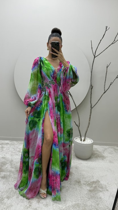 Yeşil Balon Kol Beli İşlemeli Tasarım Şifon Abiye Elbise