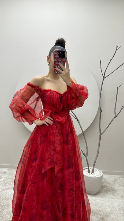 Kırmızı Balon Kol Göğsü Fırfırlı Desenli Tasarım Elbise