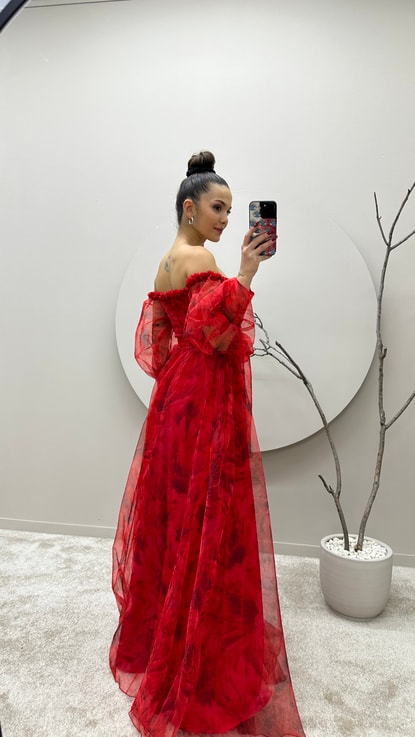 Kırmızı Balon Kol Göğsü Fırfırlı Desenli Tasarım Elbise