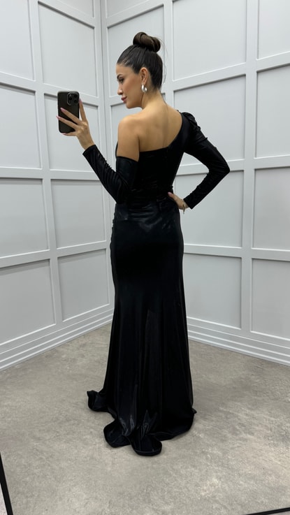 Siyah Tek Omuz Bel Detay Taşlı Tasarım Abiye Elbise